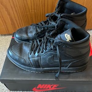 Air Jordan 1 All black with gum sole. Worn but in good condition